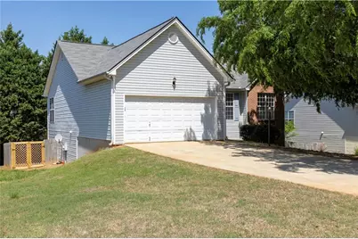 120 Shenandoah Drive, Winder, GA 30680 - Photo 1