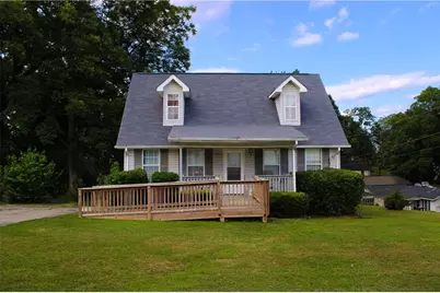 737 Carlton Street SE, Gainesville, GA 30501 - Photo 1