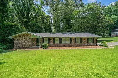 2173 Tanglewood Trail NE, Conyers, GA 30013 - Photo 1
