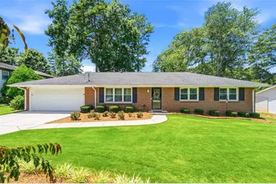 734 Huntington Place, Marietta, GA 30067 - Photo 1