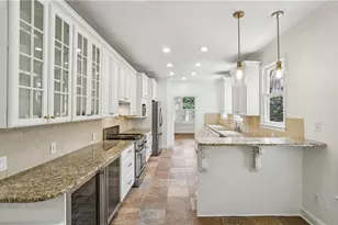 6 Arc Way NE, Atlanta, GA 30305 - Photo 8