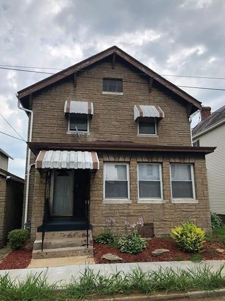 58 Allen Ave, Donora, PA 15033-1403