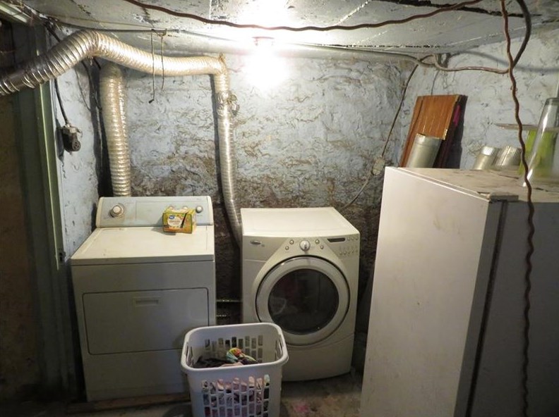 321 New Castle St, Butler PA 16001 exterior