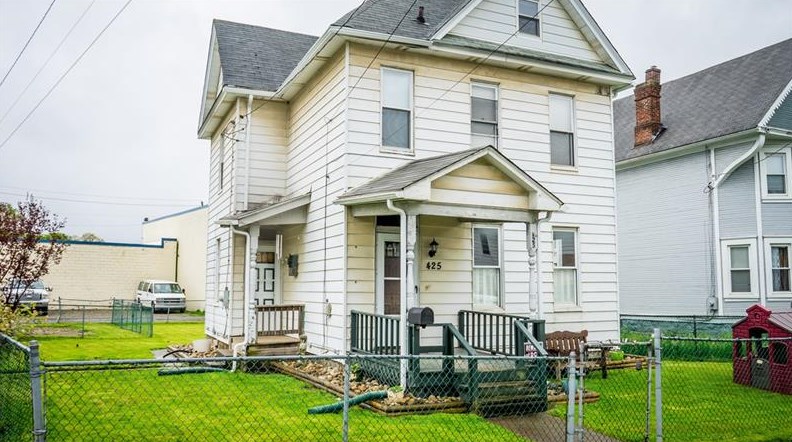 425 New Castle St, Butler, PA 16001-5322