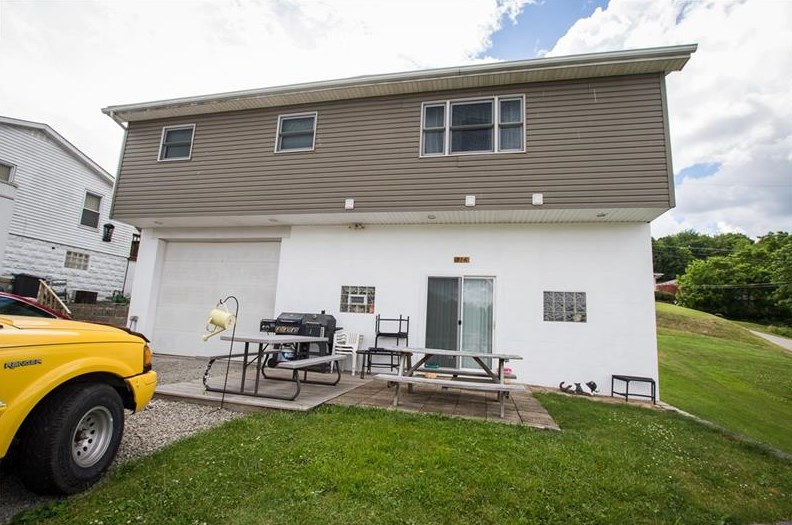 316 Mccormick Ave, Bentleyville, PA 15314