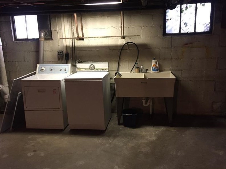 526 Chestnut St, Washington PA 15301-4647 exterior