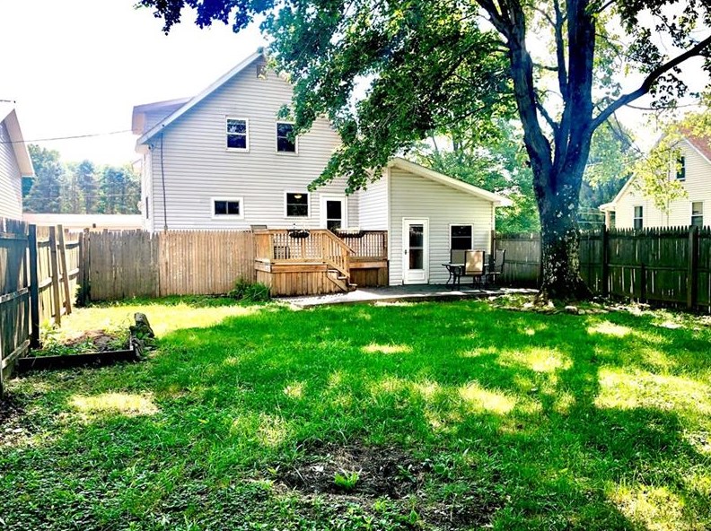 335 Hoover St, Seward, PA 15954-3113