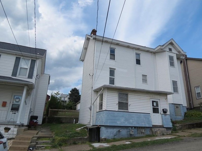 527 George St, Greensburg, PA 15601-2615