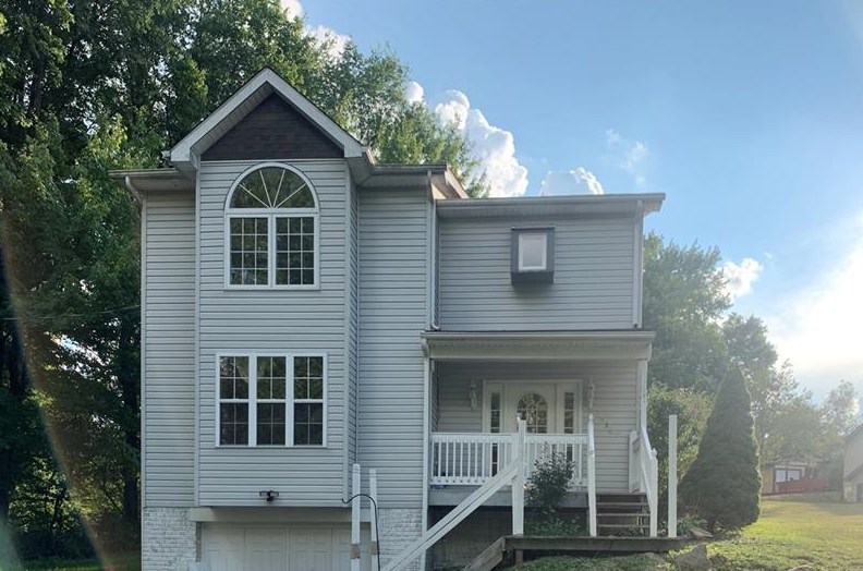2036 William Flynn Hwy, Butler, PA 16001-9654