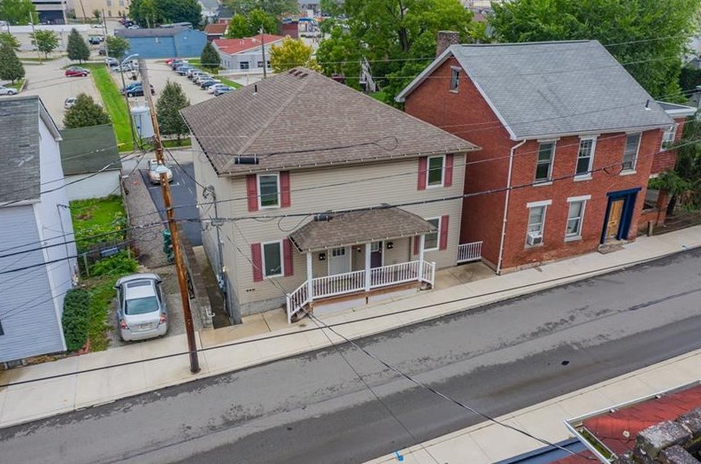 13 Westminster Ave, Greensburg, PA 15601-2223