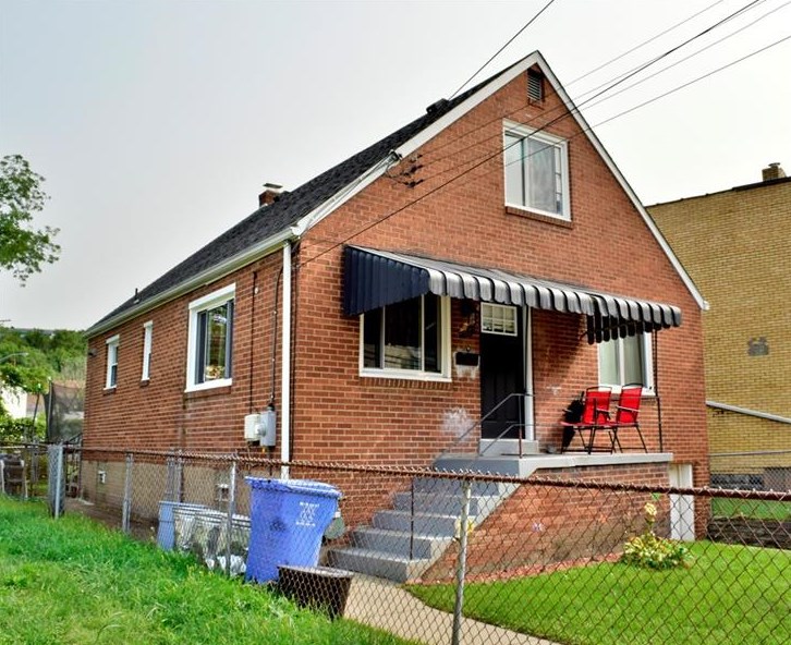 630 Idlewood Ave, Collier Township, PA 15106-1127