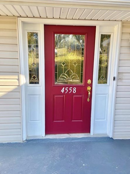 4558 Sardis Rd, New Kensington, PA 15068