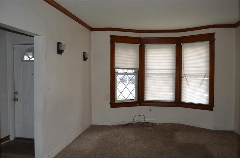 1240 E Washington St, New Castle, PA 16101