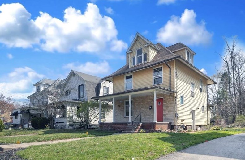 1008 Delaware Ave, New Castle, PA 16105