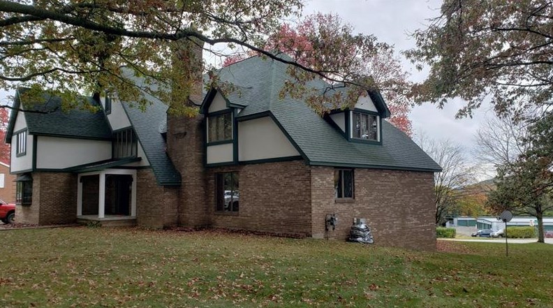 104 Greenview Dr, Indiana, PA