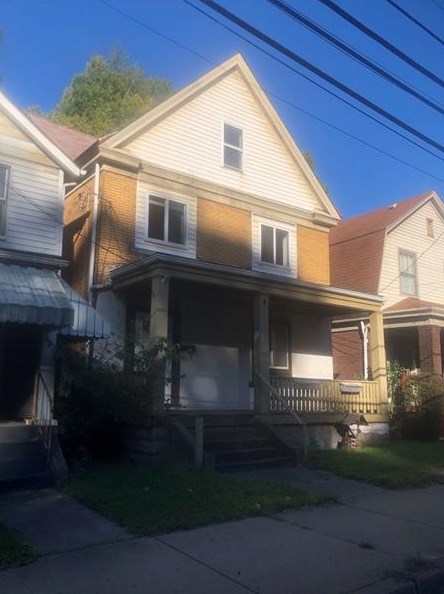 319 Brown Ave, Turtle Creek, PA 15145-2004