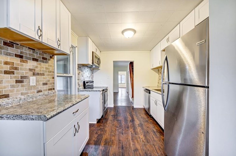 1327 Pennsylvania Ave, New Castle, PA 16101