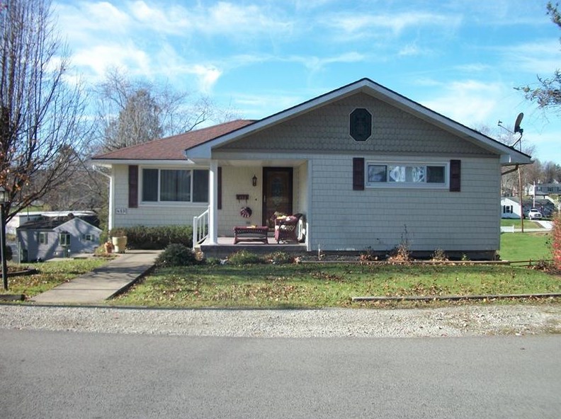 453 Sherman Ave, Waynesburg, PA 15370