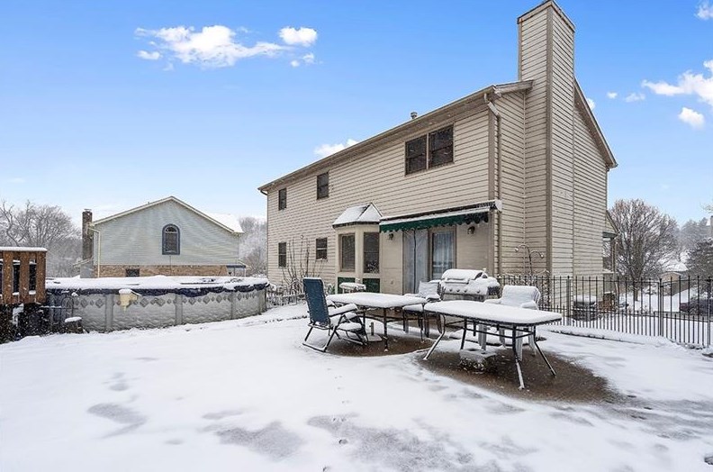 1452 Judy Ln, Monroeville PA 15146-3927 exterior