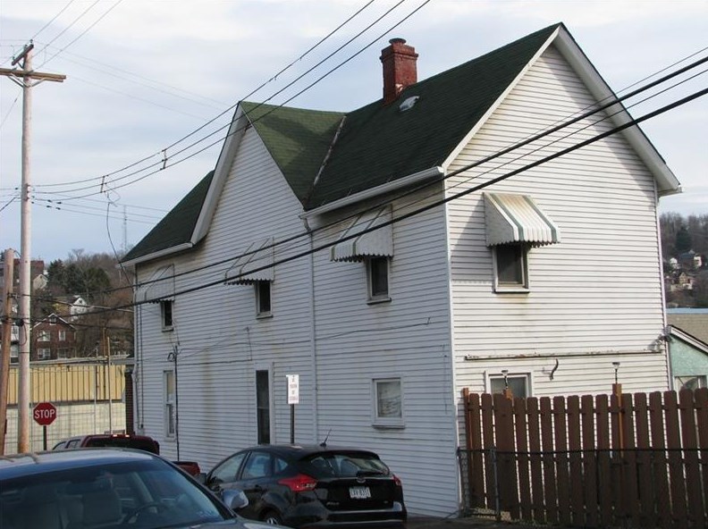 200 Corey Ave, Rankin, PA 15104-1322