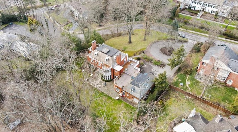 518 Irwin, Sewickley, PA 15143