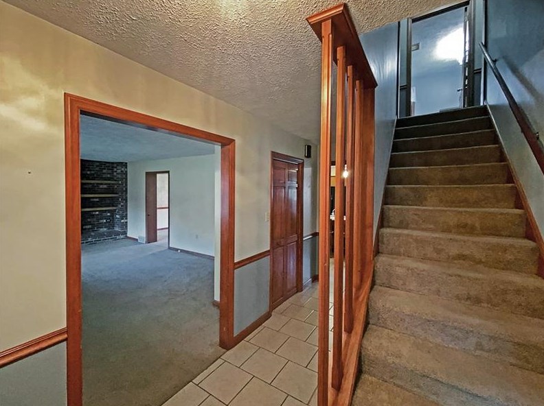 672 Engle Road Ext, Industry, PA 15052-1902