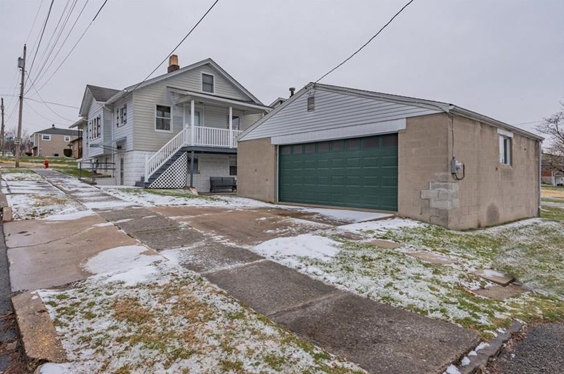 620 Sheridan Ave, Greensburg, PA 15601-5341