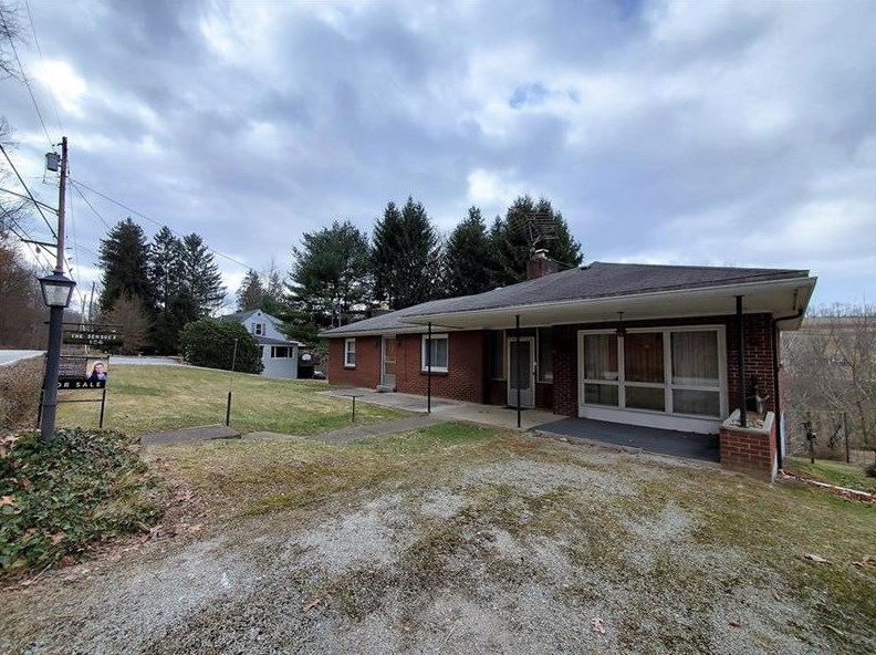 154 Wendel Rd, Herminie, PA 15637