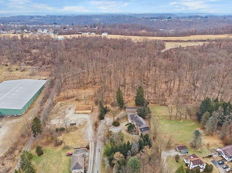 3026 Stewartsville Hollow Rd, McKeesport, PA 15131