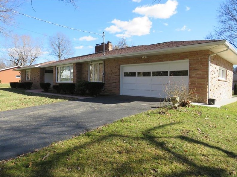 508 Oakland Ave, Grove City, PA 16127
