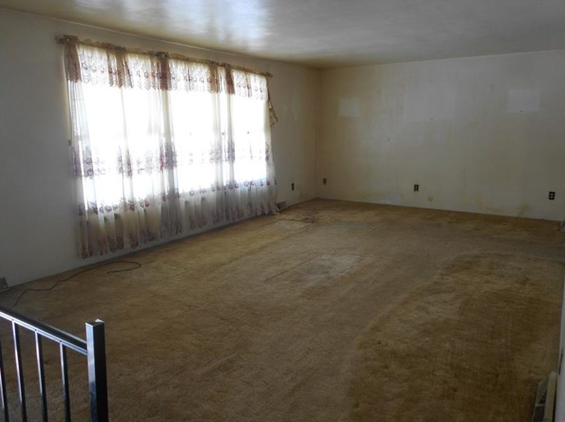 452 Country Clb Rd, Washington PA 15301-2706 exterior