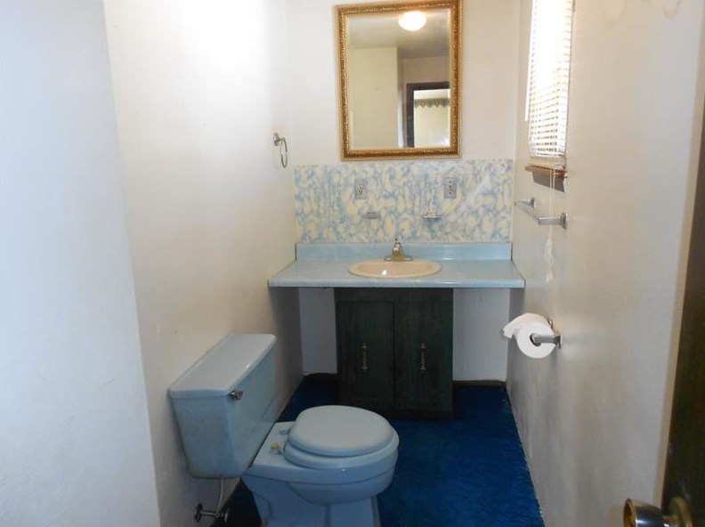 452 Country Clb Rd, Washington PA 15301-2706 exterior