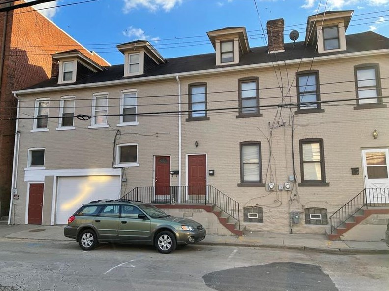 232-234 N Main St, Penn Hills, PA 15215