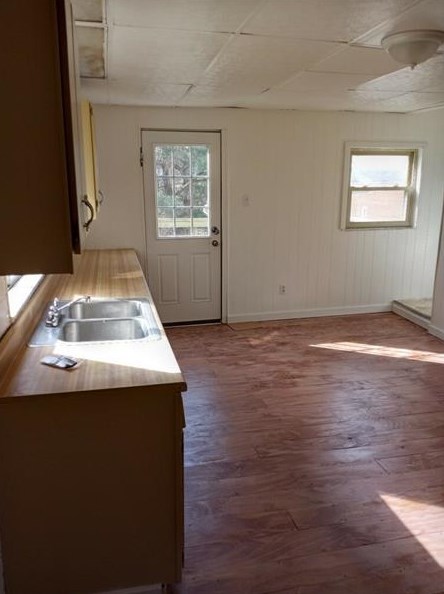 530 Lobinger Ave, Rankin PA  15104-2260 exterior