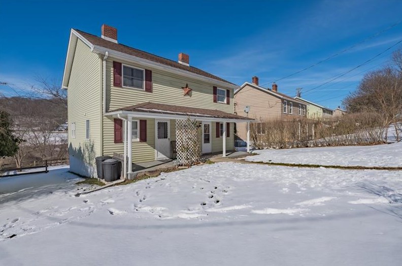 113 Collier St, Greensburg, PA 15601-6979