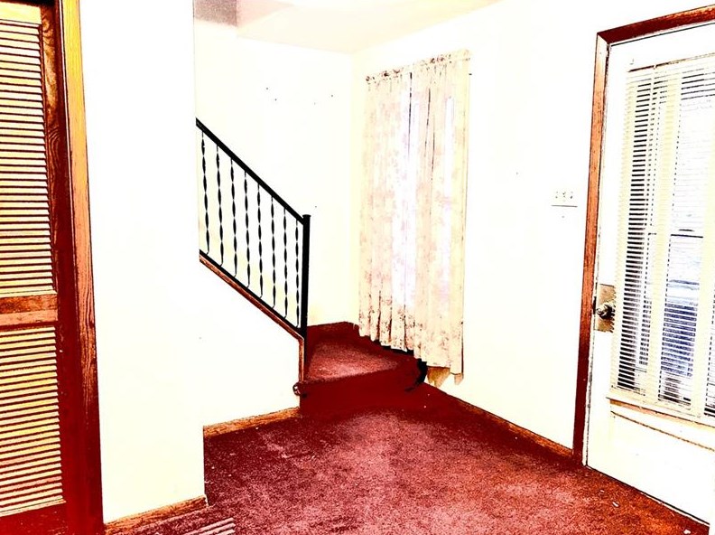 745 High St, Freeport, PA 16229