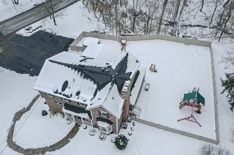 4456 Mount Royal Blvd, Allison Park, PA 15101-2695