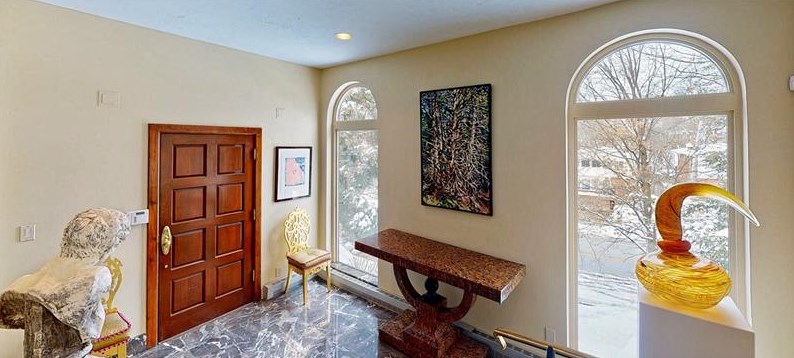 5400 Beacon St, Pittsburgh, PA 15217