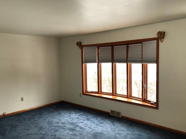 308 Mcintosh Dr, Moon Twp, PA 15108
