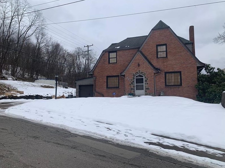 598 12th St, Freedom, PA 15042