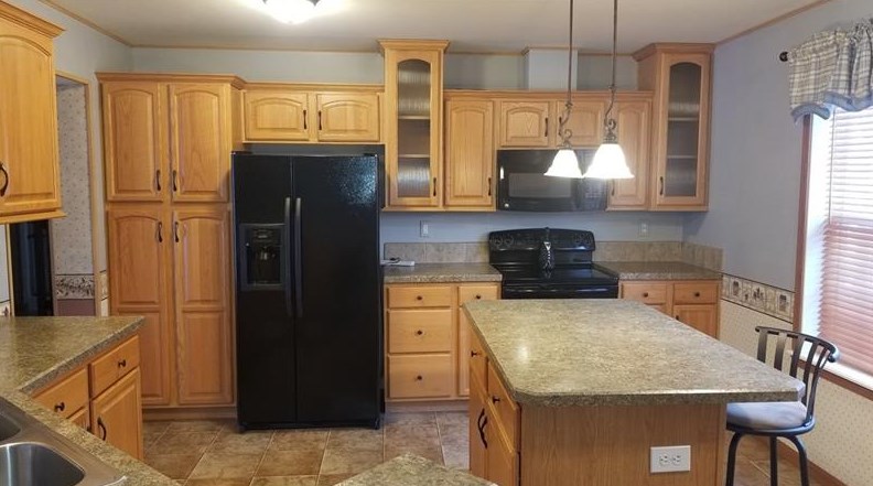 620 White Oak St, Rockwood, PA 15557