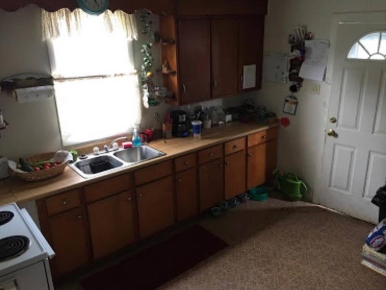 304 &amp 304 5 W Poland Ave, Bessemer, PA 16112