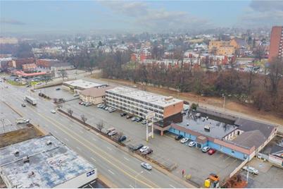 624 Lysle Blvd - Photo 1