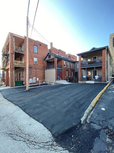 321 Main St, Greensburg, PA 15601-3113