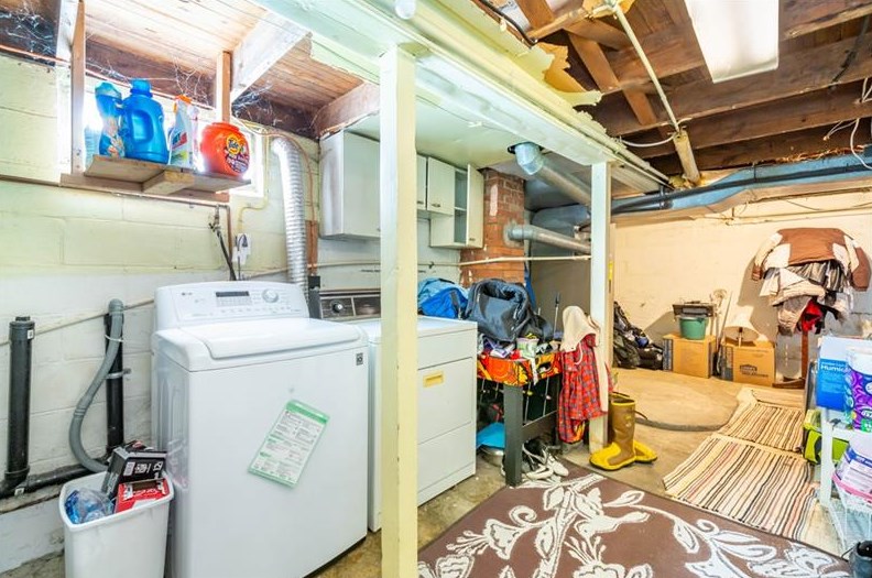 1010 Maple Ave, Washington PA 15301-1907 exterior