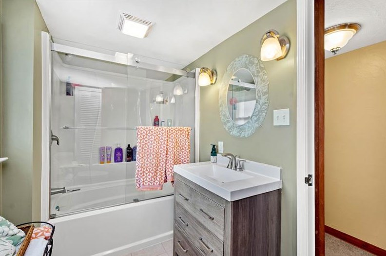 1010 Maple Ave, Washington PA 15301-1907 exterior