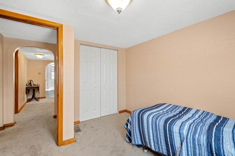 1010 Maple Ave, Washington PA 15301-1907 exterior