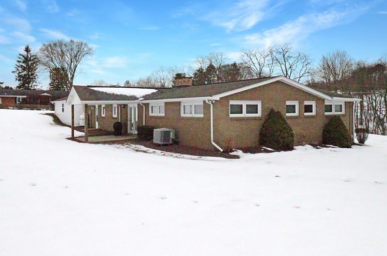 19 Wallace Rd, Blairsville, PA 15717-8055