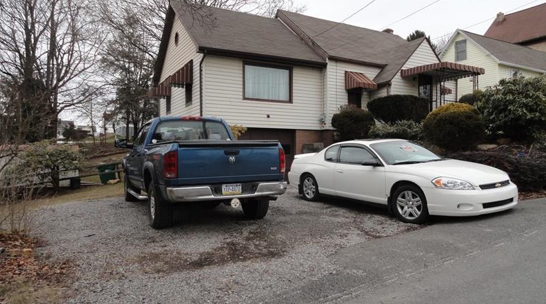 106 Metzger Ave, Butler, PA 16001-3384