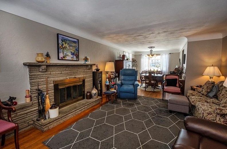 3335 Altherton Dr, Bethel Park, PA 15102-1113